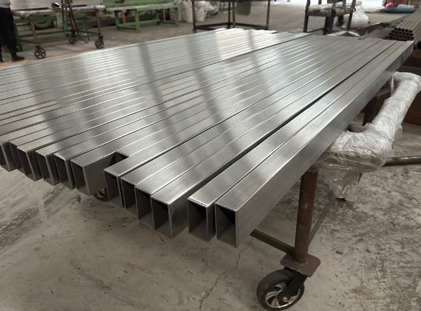 咸阳新能源汽车用不锈钢方管 现货